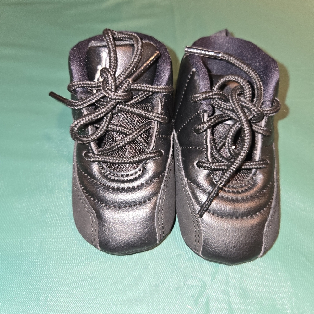 Baby boy Jordan black sneakers